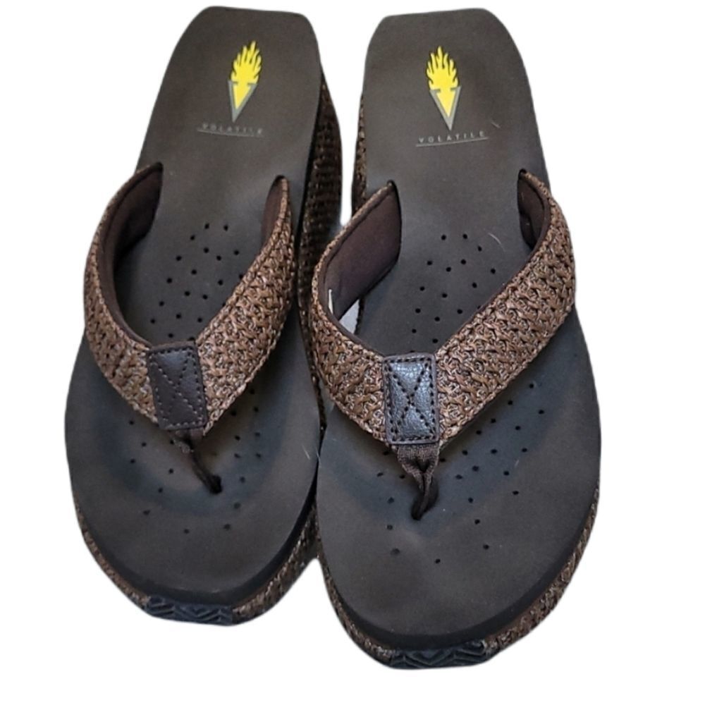 Volatile brown Island Wedge Sandal
